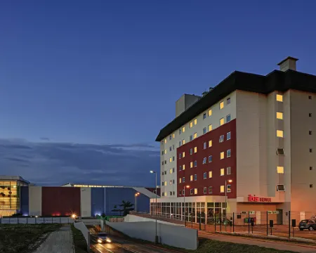 イビス ロンドリーナ ショッピング ロンドリナのホテル