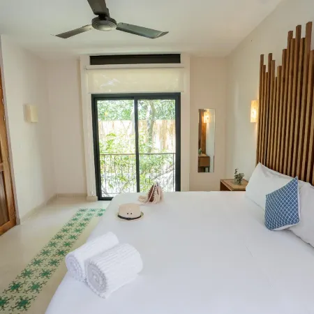 TreeHouse Boutique Hotel - Adults Only