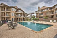 Resort Condo in Pottsboro w/ Lake Texoma Access! - piscina