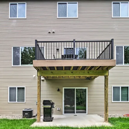 Gull Lake Resort Escape: Pool and Orv Trails