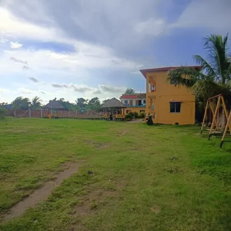 CHUTI BEACH REOSORT