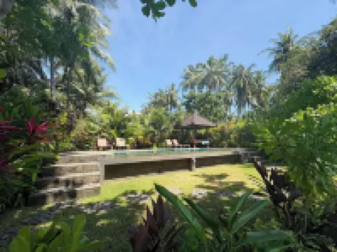 Devi's Place Tejakula Hotel berhampiran Pantai Bembeng