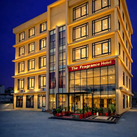 The Fragrance Hotel By The Kuhu Resort
