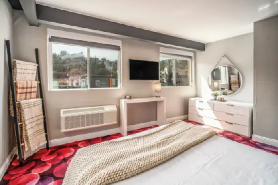 Lexen Hotel - Hollywood Walk of Fame-Universal Studios Hotel berhampiran TCL Chinese Theatre