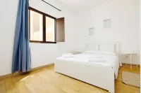 R 09 - Bedroom 9 in Casa do Moinho Guesthouse - Guest houses