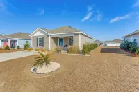 3 Mi to Holden Beach! Family Home w/ Patio - 2-Star