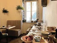 Bed & Chic art rooms - breakfast