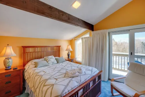 Bromley Mountain Escape w/ 2 Balconies: Hike & Ski - Gym