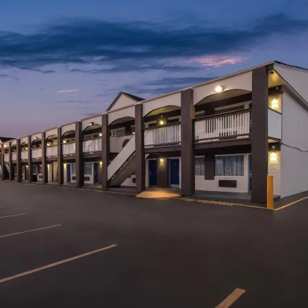 Days Inn by Wyndham Chesapeake