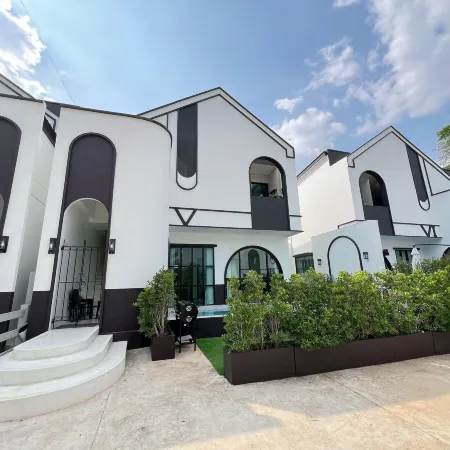 V Villa Khaoyai