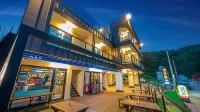 Geoje Island C&Moon Pension