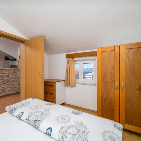 Apartments Senjo - One Bedroom Apartment with Balcony with Sea View (Apartman 1)