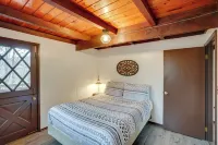 Hunter Mountain Home w/ Game Room: 1 Mi to Skiing! - 3-Star