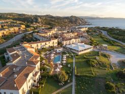 Mangia's Santa Teresa Sardinia, Curio Collection by Hilton