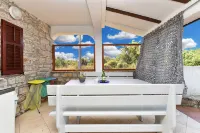 Charming Home With Pool in Barbariga - balcony