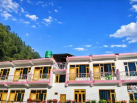 Barot Palace Hotels in Mandi District