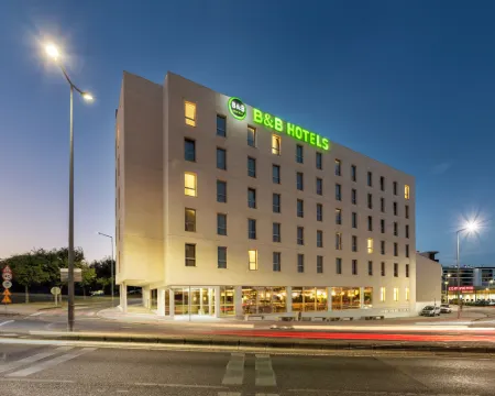 B&B Hotel Setúbal Bonfim Hotels in Setubal