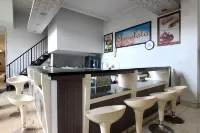 RedDoorz Near Adisucipto Airport 3