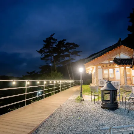 Milyang Todam Hanok