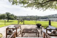 Lakefront Paradise with Firepit
