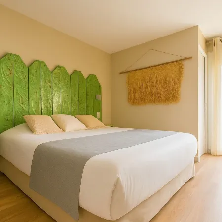 Logis Hôtel les Grenadines