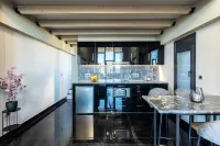 Ventiri Lofts - Luxury Penthouse w/ Home Cinema - 2つ星