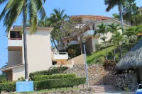 Villas del Palmar Manzanillo with Beach Club - Huoneistot
