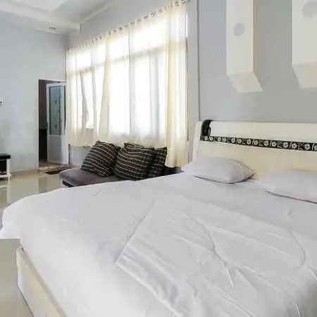 RedDoorz at Jalan Ujung Sampun Berastagi