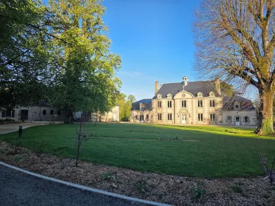 Logis Hotel Restaurant la Marjolaine Hotels in Mayenne