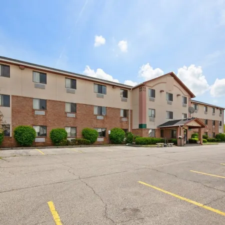 Days Inn by Wyndham Portage