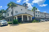 OYO Townhouse Beaumont Medical Center Area I-10 - Pet friendly