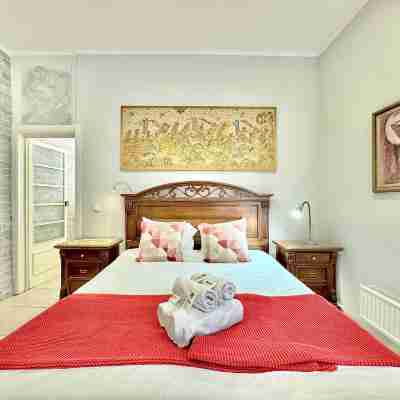 Laila Summer Escape by GT House Rooms