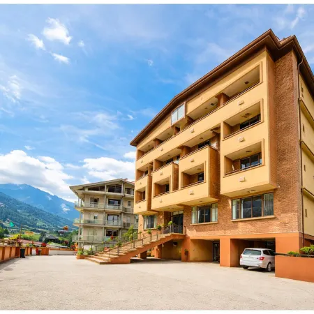 Goroomgo Park Paradise (Manali, Himachal Pradesh)
