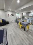 Spacious & Modern Guest Apartment with Private Entrance