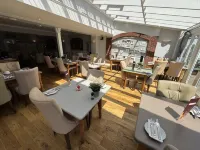Gower Hotel - breakfast