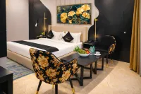 Aquila Grand Suites - Noida Sector 136