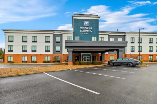 Holiday Inn Express & Suites Hebron - Cincinnati Airport by IHG