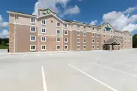 WoodSpring Suites Lafayette - Pet friendly