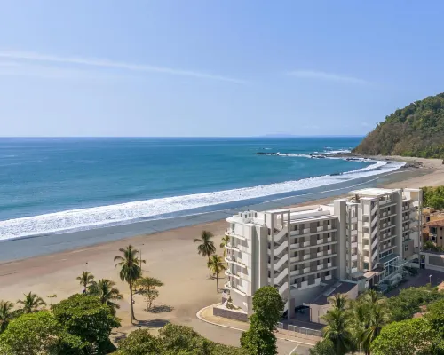 Clarita’s Beach Bar & Resort Hotels in Jaco