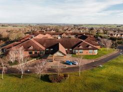 Mercure Daventry Court Hotel