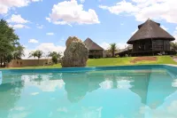 Lapa Lange Game Lodge - Pool