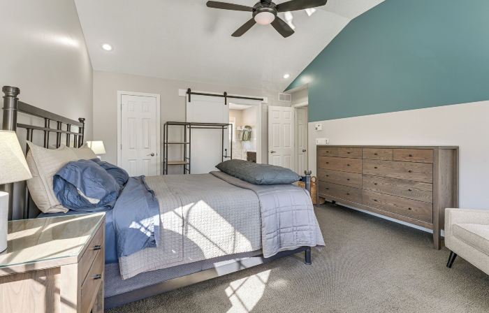 Endless Fun! Family Home w/ Spacious Yard in Clive