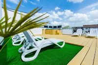 Apartamenty Villa Baltica Rewal - Jacuzzi na Dachu, wi-fi, Parking w Cenie - Parkering