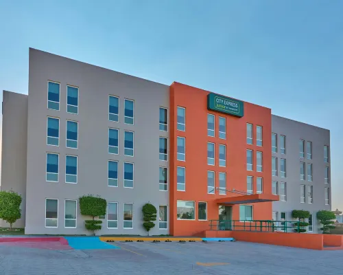 City Express Junior by Marriott Guadalajara Periférico Sur Hotels in Tlaquepaque