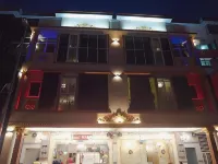 Ghazrin's Classic Hotel JB Các khách sạn gần Trạm xe buýt Larkin Sentral