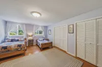 Waterfront Retreat w/ Pool, Hot Tub, Dock & Sand Beach. Relax & Enjoy the Rivah! - Wifi