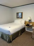 Coast Whitecourt Hotel - ที่มีที่จอดรถ