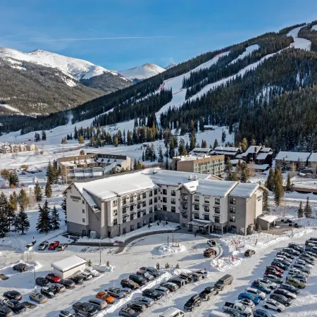 Cambria Hotel Copper Mountain
