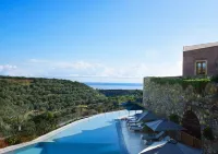 Kinsterna Hotel - Pools