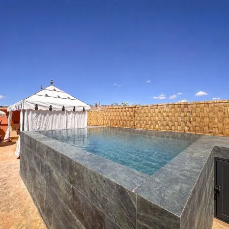 Riad Nirvana